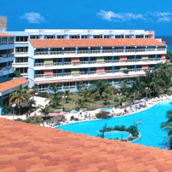 Hotel Arenas Blancas